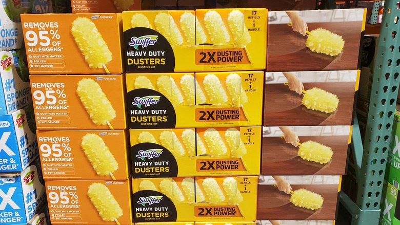 Swiffer Duster Heavy Duty Dusting Kit at Costco