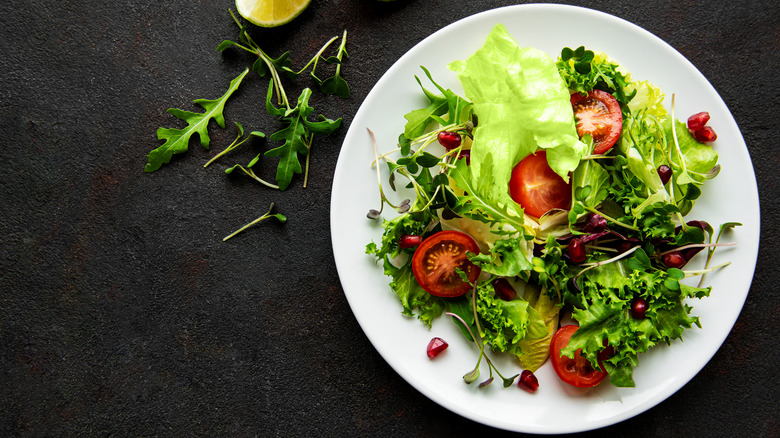 fresh greens salad