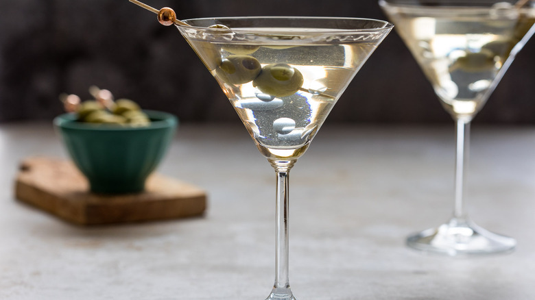 dirty martini with olives