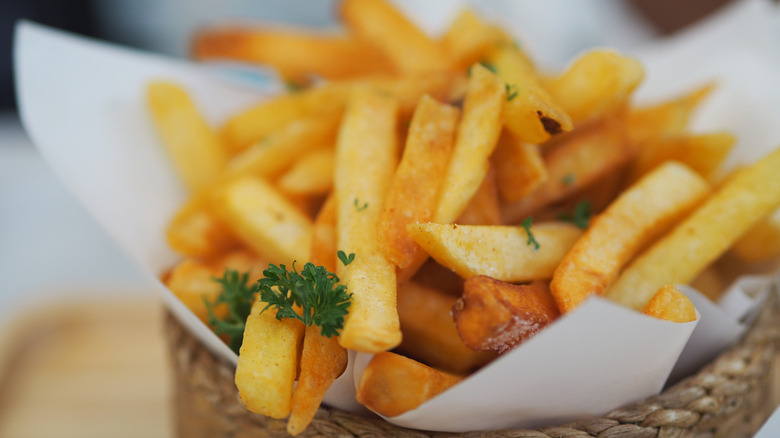 Fries in basket