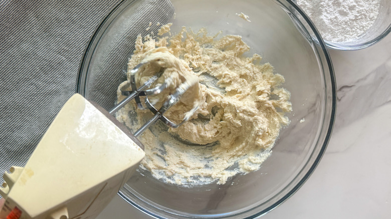 hand mixer in bowl