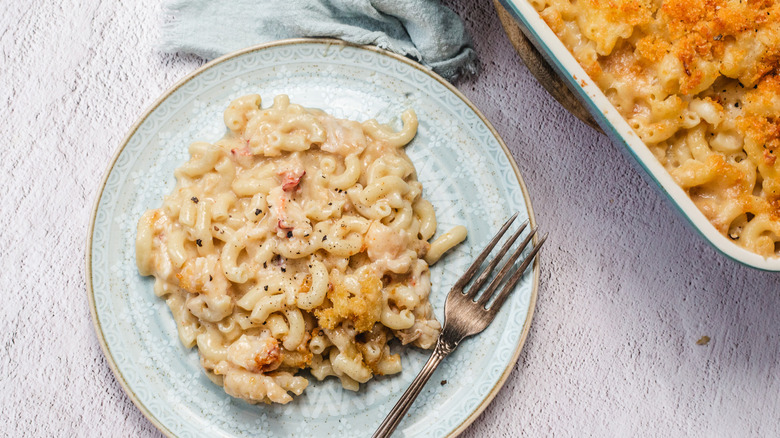 Plate with lobster mac and cheese and fork