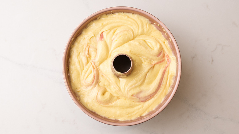 swirled batter in bundt tin