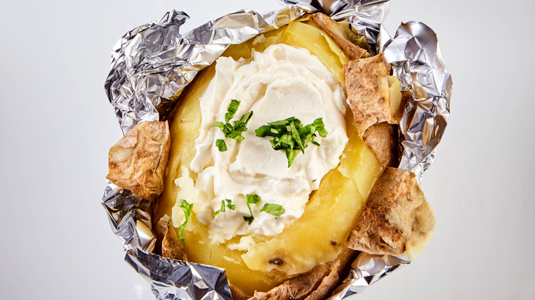 potato in tin foil 